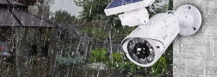 motion sensor light in the rain